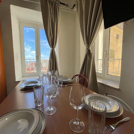 Apartman Capitolo - Centrale, Vista Mare, Parcheggio San Remo